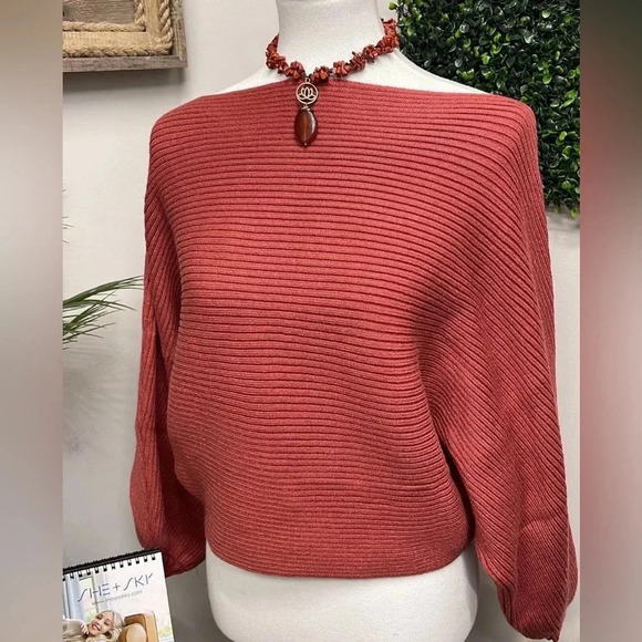 she and sky sweater Small - Picture 14 of 16